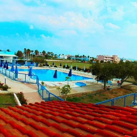 Aparthotel Oasis 3*