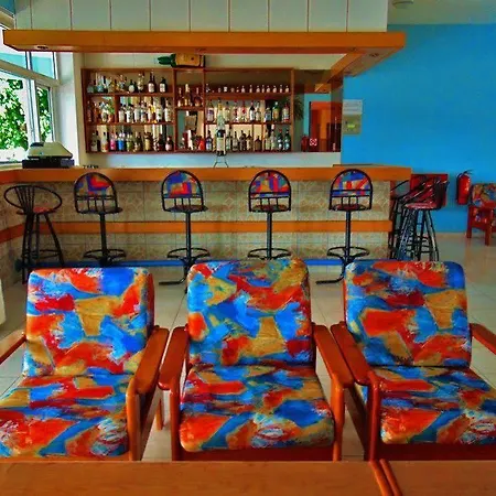 Oasis Aparthotel Tigkaki (Kos)