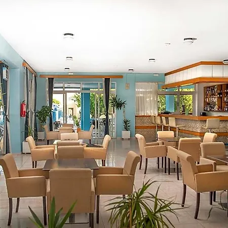 Oasis Apart-hotel