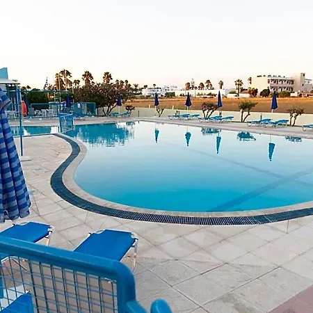 Apart-hotel Oasis 3*
