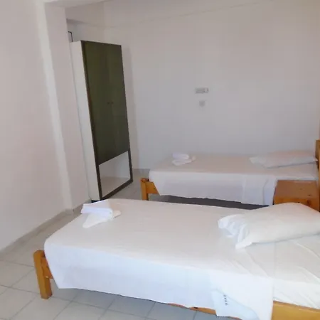 蒂加基绿洲酒店 Tigaki